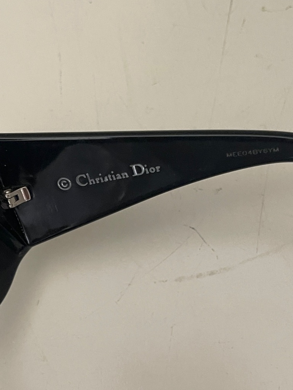 Christian Dior Black Women's Oversized Sunglasses - Picture 4 of 8